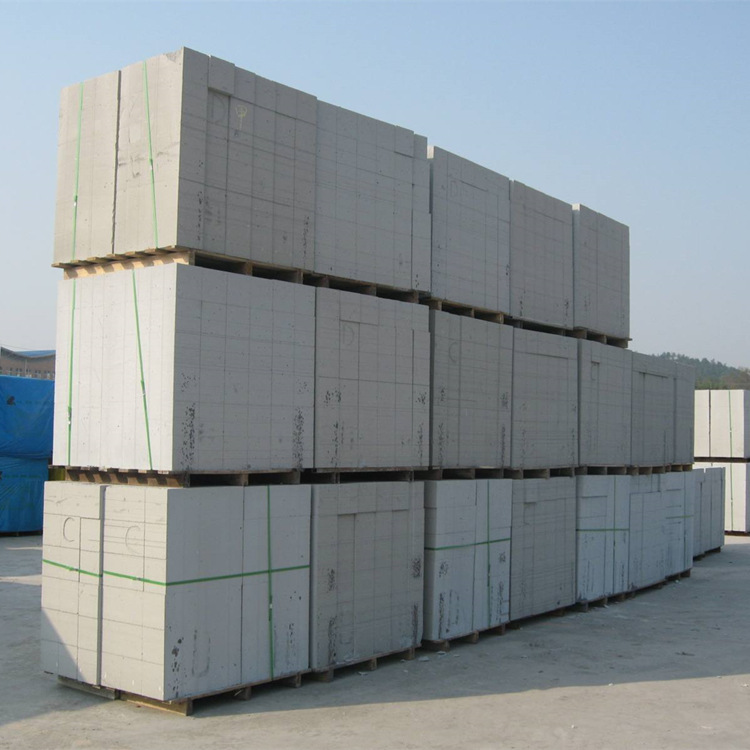 六合宁波台州金华厂家：加气砼砌块墙与粘土砖墙造价比照分析